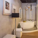 Konukevi Corso 107 Wellness & Roma