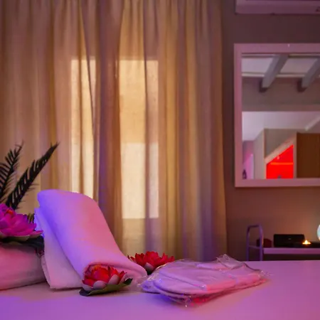 Corso 107 Wellness & 4*
