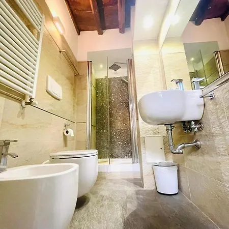 Corso 107 Wellness & 招待所 4*