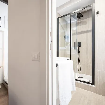 Corso 107 Wellness & 4*