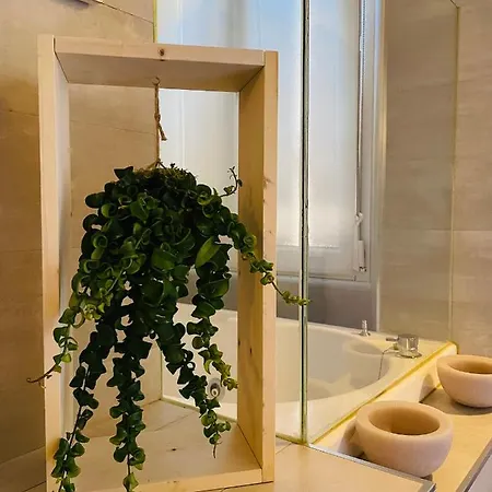 Corso 107 Wellness & ゲストハウス 4*