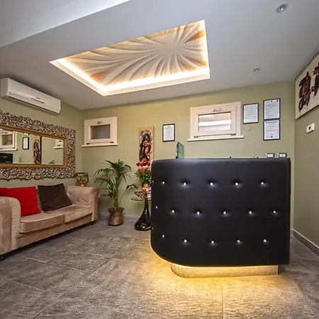 Corso 107 Wellness & Рим